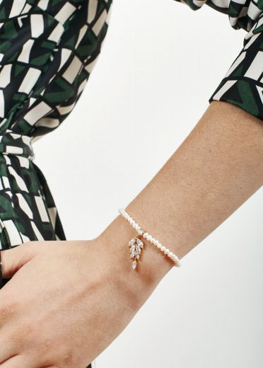 Ivory Freshwater Pearl & Crystal Leaf Bracelet				