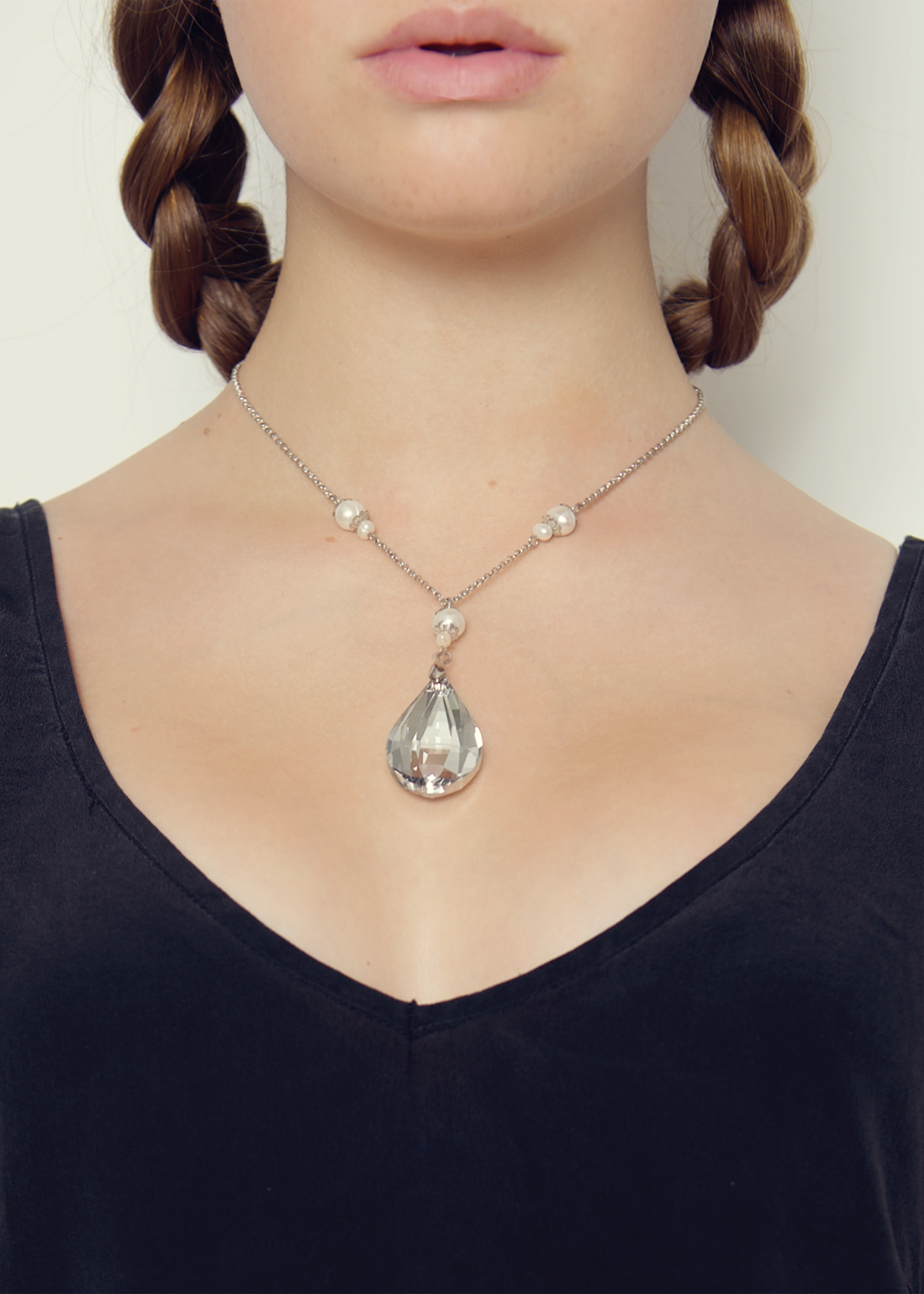 Pearl Tamara Necklace